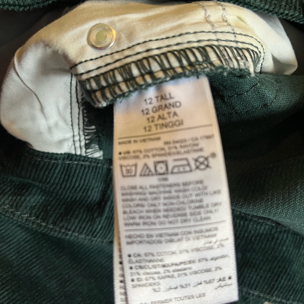 Old Navy high rise OG straight corduroy pant - Picture 6 of 8